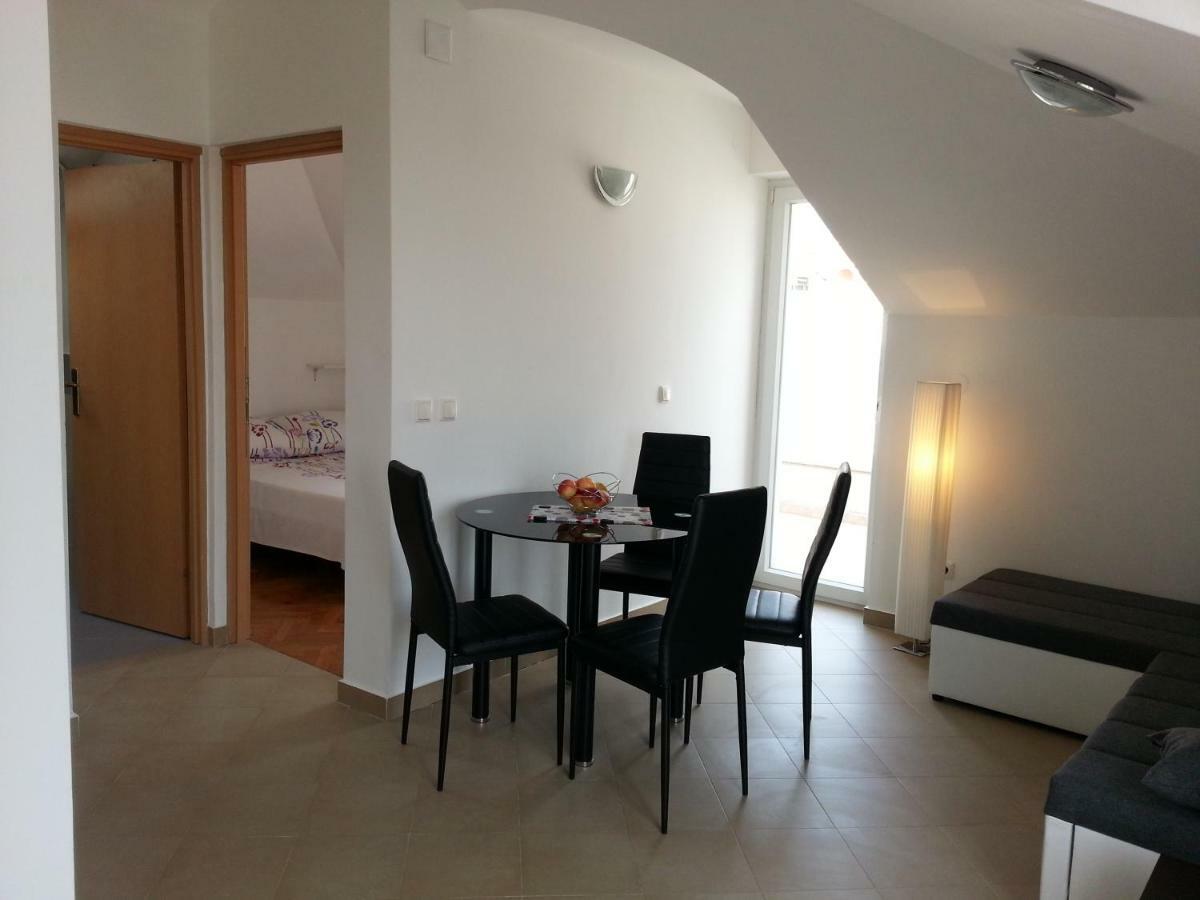 Apartment Star Novalja Eksteriør bilde